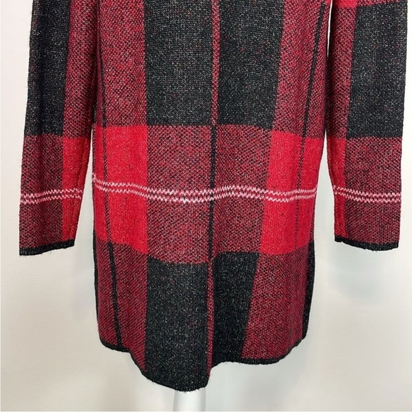 Adrienne Vittadini Red and Black Buffalo Plaid Open Front Cardigan. Size Large. - Picture 8 of 13